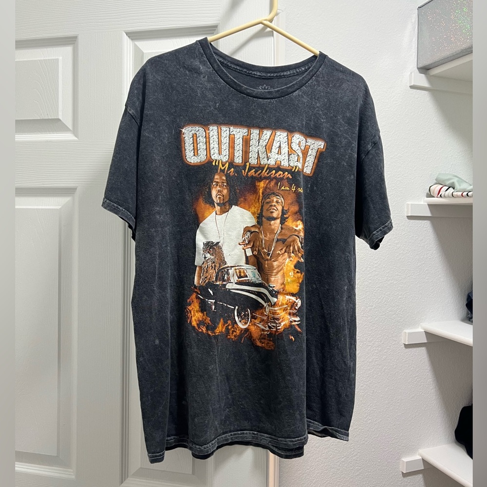 Graphic Tee